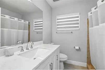 2703 Auburn Avenue W, Tampa, FL 33614 - Photo 14