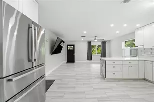 311 45th Ave N, Saint Petersburg, FL 33703 - Photo 12
