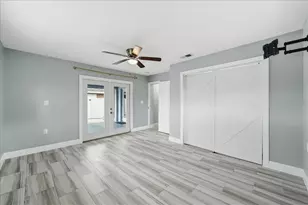 311 45th Ave N, Saint Petersburg, FL 33703 - Photo 24