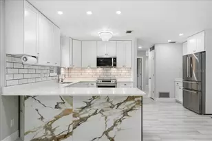 311 45th Ave N, Saint Petersburg, FL 33703 - Photo 8