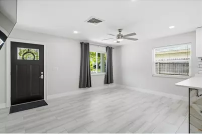 311 45th Avenue N, Saint Petersburg, FL 33703 - Photo 4