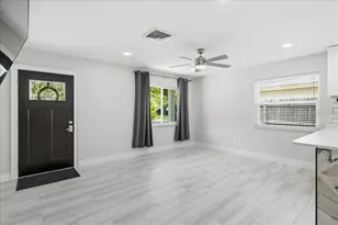 311 45th Ave N, Saint Petersburg, FL 33703 - Photo 4