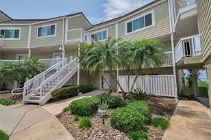 433 S Paula Dr, Dunedin, FL 34698 - Photo 6