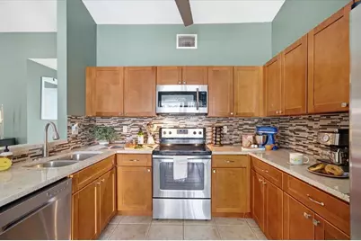 8304 Riverboat Drive, Tampa, FL 33637 - Photo 10