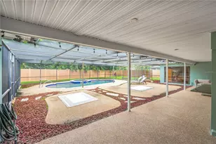 2767 Westchester Dr N, Clearwater, FL 33761 - Photo 46