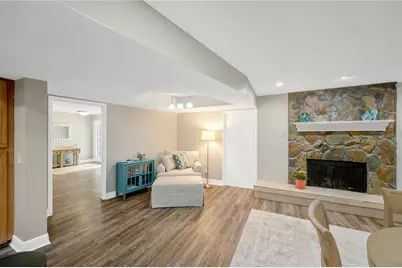 2767 Westchester Drive N, Clearwater, FL 33761 - Photo 12