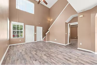 1717 Mosaic Forest Drive, Seffner, FL 33584 - Photo 8