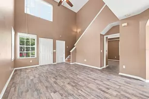 1717 Mosaic Forest Dr, Seffner, FL 33584 - Photo 8