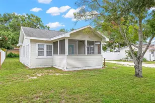605 3rd Ave SW, Largo, FL 33770 - Photo 2