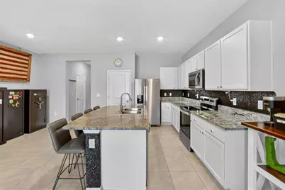 5055 Captain Davis Drive, Wimauma, FL 33598 - Photo 6