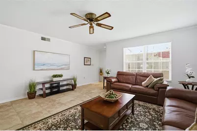 8350 Savannah Trace Circle #305, Tampa, FL 33615 - Photo 10