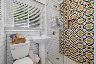 2321 14th St N, Saint Petersburg, FL 33704 - Photo 32