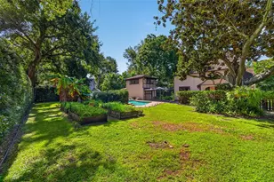 2321 14th St N, Saint Petersburg, FL 33704 - Photo 38