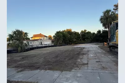 2220 18th Street S, Saint Petersburg, FL 33712 - Photo 1