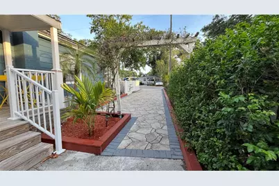 2301 W Idlewild Avenue, Tampa, FL 33603 - Photo 4