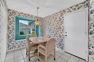 1023 McDaniel St, Sun City Center, FL 33573 - Photo 12