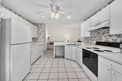 1023 McDaniel Street #139, Sun City Center, FL 33573 - Photo 14