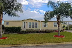 37535 New Horizons Blvd, Zephyrhills, FL 33541 - Photo 1
