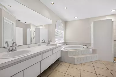 2817 Jarvis Circle, Palm Harbor, FL 34683 - Photo 30
