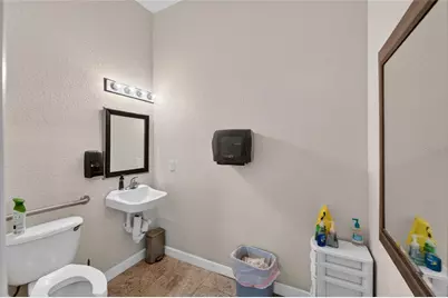7318 W Comanche Avenue, Tampa, FL 33634 - Photo 70
