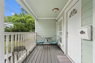 1171 Highland Ct N, Saint Petersburg, FL 33701 - Photo 2