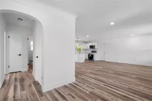6116 52nd Ave N, Kenneth City, FL 33709 - Photo 10