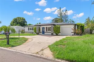 6116 52nd Ave N, Kenneth City, FL 33709 - Photo 2