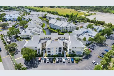 6817 Stones Throw Circle N #17208, Saint Petersburg, FL 33710 - Photo 2