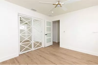 10350 Paradise Boulevard, Treasure Island, FL 33706 - Photo 30