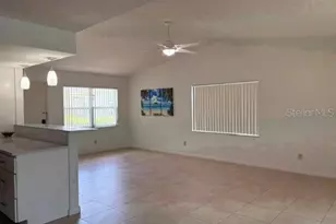 3139 38th St S, Saint Petersburg, FL 33711 - Photo 2
