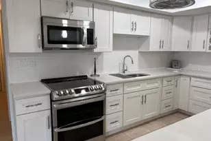 3139 38th St S, Saint Petersburg, FL 33711 - Photo 4