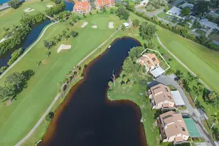 1328 Pelican Creek Crossing, Saint Petersburg, FL 33707 - Photo 8