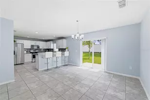 10421 Rivercrest Dr, Riverview, FL 33578 - Photo 4