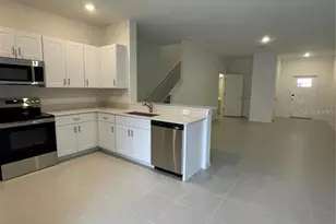 10199 Trumpet Honeysuckle Wy, San Antonio, FL 33576 - Photo 6