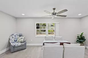 4335 Aegean Dr, Tampa, FL 33611 - Photo 14