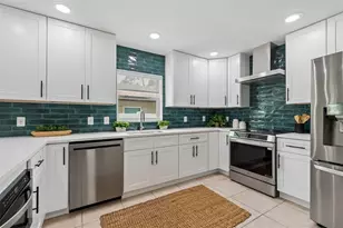 2853 35th Ave N, Saint Petersburg, FL 33713 - Photo 14