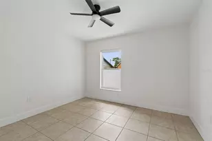 2853 35th Ave N, Saint Petersburg, FL 33713 - Photo 32