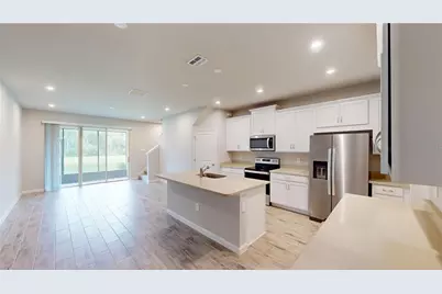 26130 Fantasy Sky Lane, Lutz, FL 33559 - Photo 4
