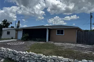 2552 Limewood Dr, Holiday, FL 34690 - Photo 2