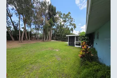 4136 S Lockwood Ridge Road, Sarasota, FL 34231 - Photo 26