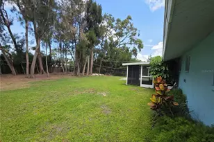 4136 S Lockwood Ridge Rd, Sarasota, FL 34231 - Photo 26