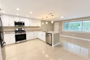 5419 Denver St NE, Saint Petersburg, FL 33703 - Photo 4