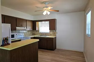 360 137th Ave Cir, Madeira Beach, FL 33708 - Photo 6