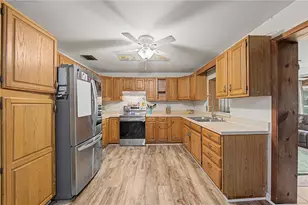 3015 Der Rd, Plant City, FL 33566 - Photo 40