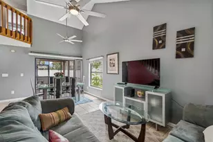 5485 Friarsway Dr, Tampa, FL 33624 - Photo 6
