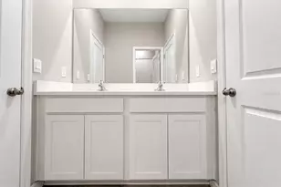10345 Bridgegate Heights Loop, San Antonio, FL 33576 - Photo 38