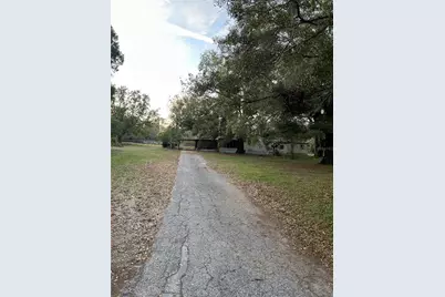 3633 Apfel Road, Wesley Chapel, FL 33543 - Photo 2