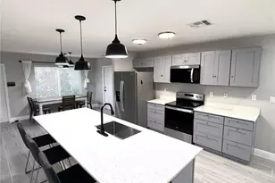 12480 SW 2nd St, Plantation, FL 33325 - Photo 4