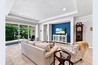 5133 Admiral Pointe Drive, Apollo Beach, FL 33572 - Photo 10