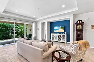 5133 Admiral Pointe Dr, Apollo Beach, FL 33572 - Photo 10